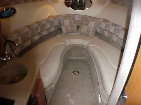 Slide: The Image of Crownline Boats CR 2005 - 5
