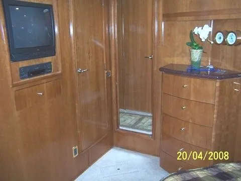 Slide: The Image of Carver Yachts 53 Voyager 2001 - 11