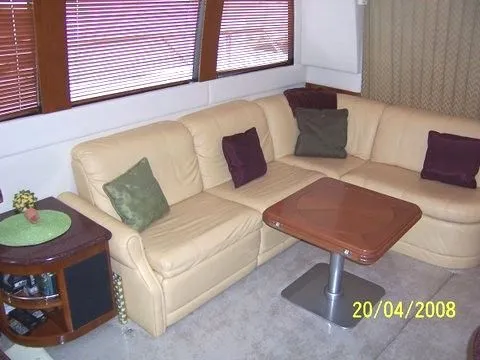Slide: The Image of Carver Yachts 53 Voyager 2001 - 4