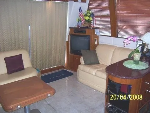 Slide: The Image of Carver Yachts 53 Voyager 2001 - 5