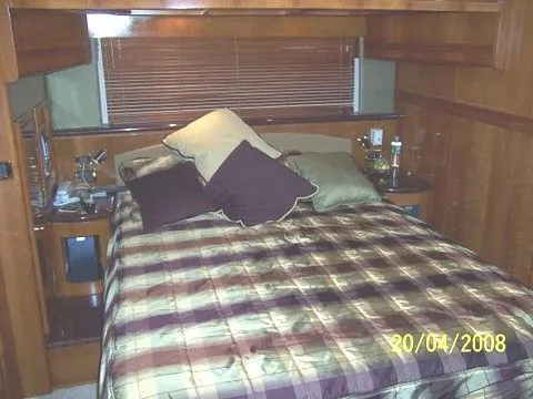 Slide: The Image of Carver Yachts 53 Voyager 2001 - 9