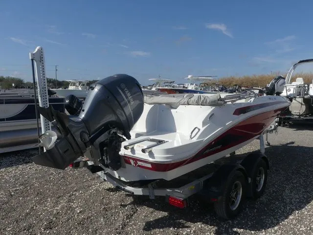 Slide: The Image of Hurricane SunDeck Sport 185 OB 2021 - 4