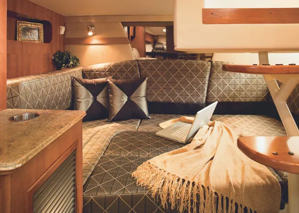 Slide: The Image of Cruisers Express 2009 - 9
