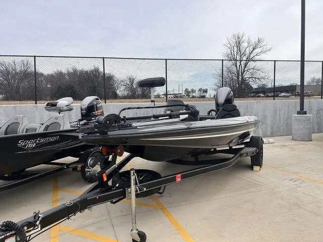 Slide: The Image of Skeeter ZX150 2023 - 3