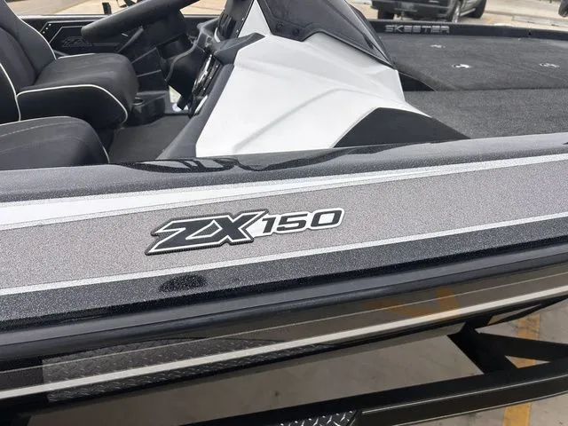 Slide: The Image of Skeeter ZX150 2023 - 7