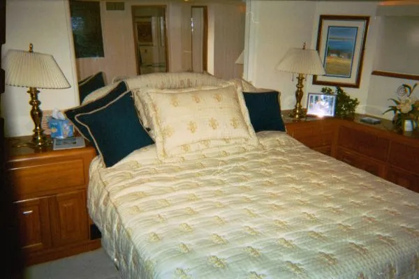 Slide: The Image of Viking Motor Yacht 1998 - 9