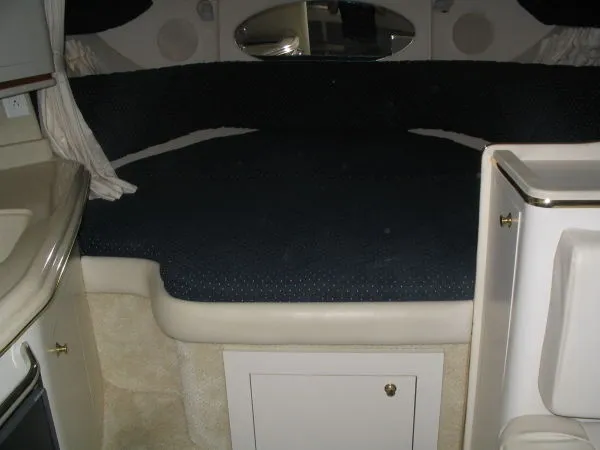Slide: The Image of Sea Ray Amberjack 2002 - 5