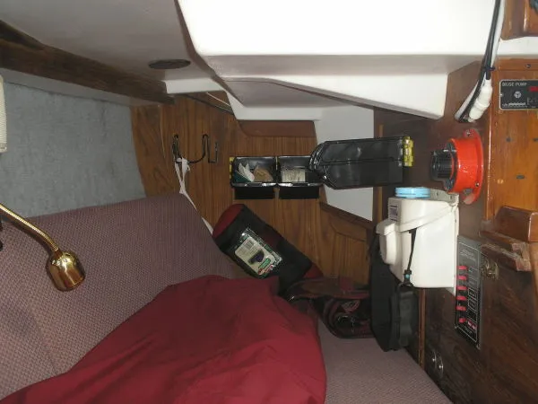Slide: The Image of Cape Dory 30 MKII 1988 - 7