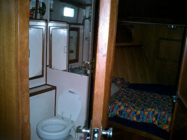 Slide: The Image of Jefferson Yachts, Inc. Aft Cabin Sundeck 1986 - 10