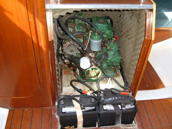 Slide: The Image of Beneteau 1993 - 10