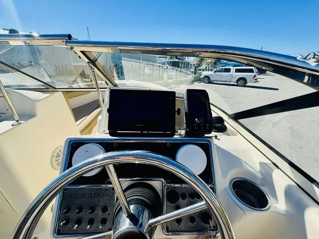 Slide: The Image of Scout 210 Dorado 2021 - 10