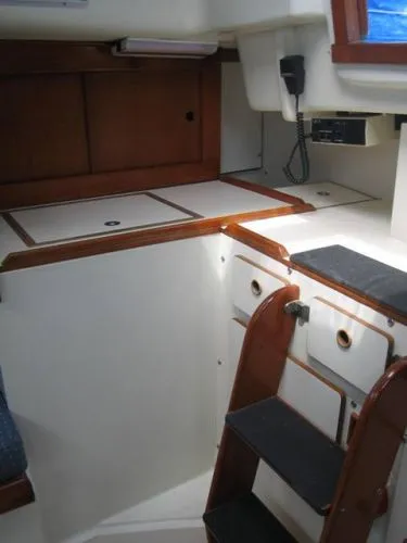 Slide: The Image of Pearson sloop C/B 1977 - 6