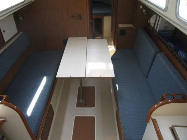 Slide: The Image of Pearson sloop C/B 1977 - 7