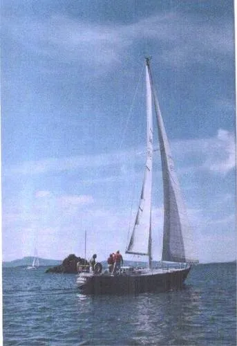Slide: The Image of Tartan Sloop 1974 - 0