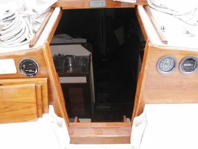 Slide: The Image of Tartan Sloop 1974 - 4