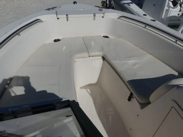 Slide: The Image of Grady-White Freedom 205 2015 - 11