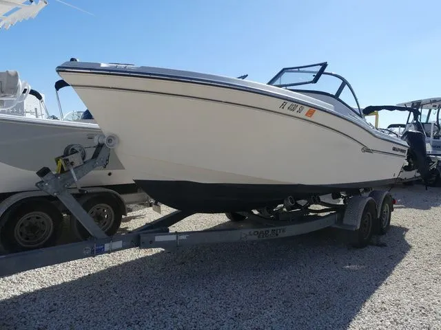 Slide: The Image of Grady-White Freedom 205 2015 - 2