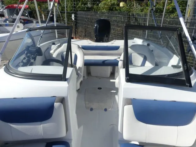 Slide: The Image of Tahoe 450 TS 2017 - 11