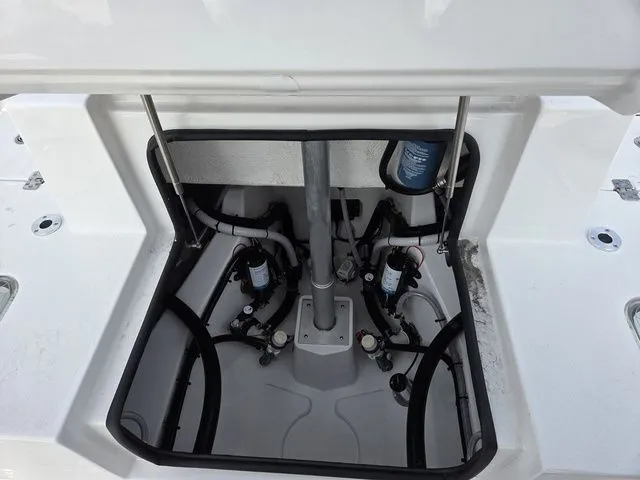 Slide: The Image of Sportsman Heritage 261 Center Console 2026 - 12