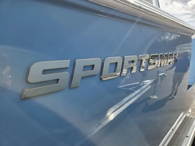 Slide: The Image of Sportsman Heritage 261 Center Console 2026 - 14