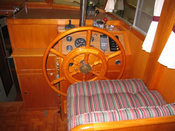 Slide: The Image of Grand Banks Classic 1988 - 6