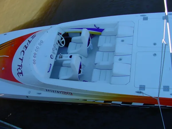 Slide: The Image of Spectre 30 Cat 2000 - 3