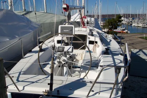 Slide: The Image of J Boats J/105 2000 - 10