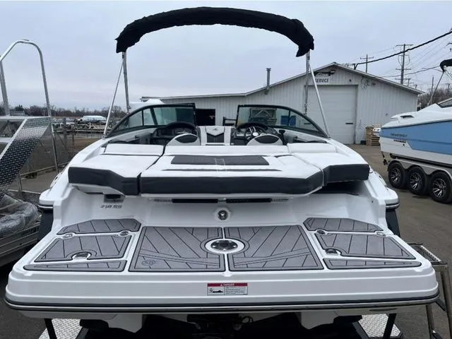 Slide: The Image of Monterey 218SS Super Sport 2023 - 4