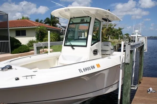 Slide: The Image of Boston Whaler 250 Outrage 2009 - 3