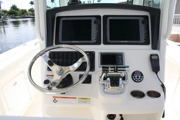 Slide: The Image of Boston Whaler 250 Outrage 2009 - 9