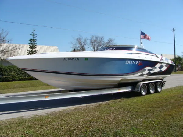 Slide: The Image of Donzi 33ZX 2001 - 1