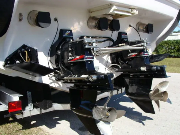 Slide: The Image of Donzi 33ZX 2001 - 2