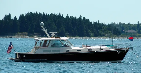 Slide: The Image of Grand Banks Eastbay HX 2003 - 0