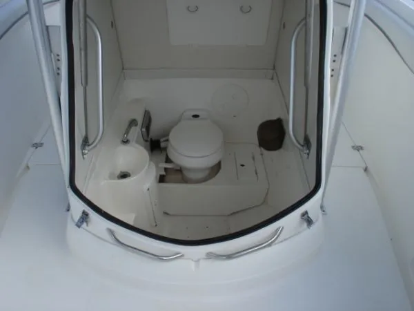 Slide: The Image of Wellcraft SCARAB SPORT 2003 - 9