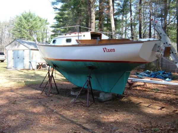 Slide: The Image of Cape Dory 1982 - 1