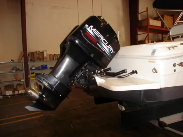 Slide: The Image of Wellcraft SCARAB SPORT 1998 - 10