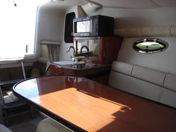 Slide: The Image of Crownline Boats 242 CR 2003 - 9