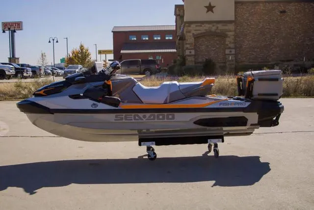 Slide: The Image of Sea-Doo FISH PRO 2026 - 4