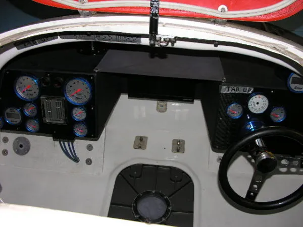 Slide: The Image of Skater / Douglas Marine 368 Race 2005 - 9