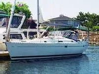 Slide: The Image of Beneteau 381 2001 - 0