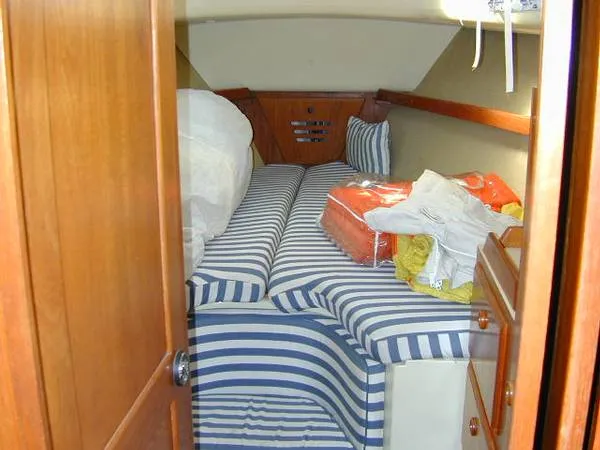 Slide: The Image of Pearson 385 center cockpit 1985 - 5