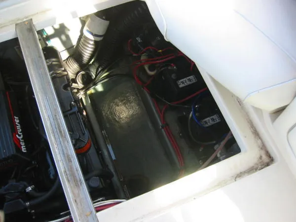 Slide: The Image of Sea Ray 270 Sundancer 1990 - 7