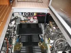 Slide: The Image of Mainship Trawler 2004 - 4