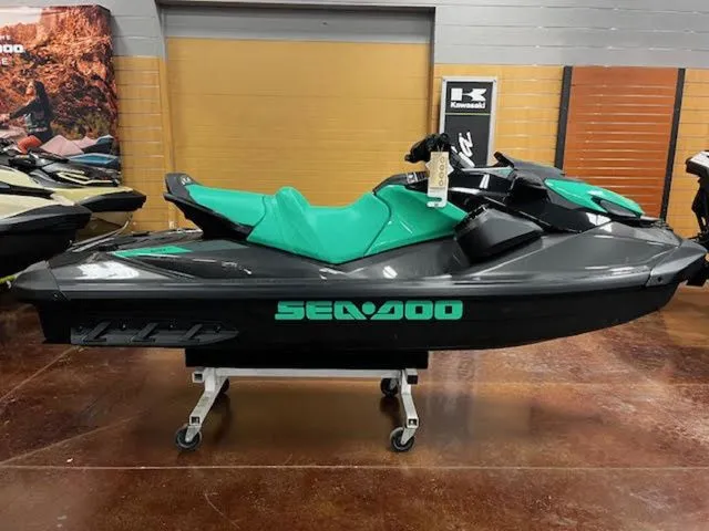 Slide: The Image of Sea-Doo GTI SE 170 2026 - 5
