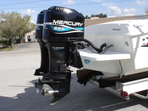 Slide: The Image of Wellcraft 302 SCARAB SPORT 1999 - 2
