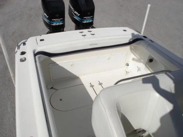 Slide: The Image of Wellcraft 302 SCARAB SPORT 1999 - 7