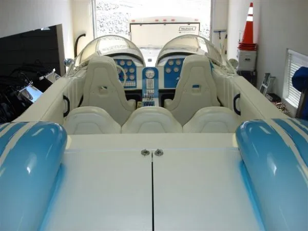 Slide: The Image of Douglas Skater 32 Quarter Canopy Cat 1999 - 4