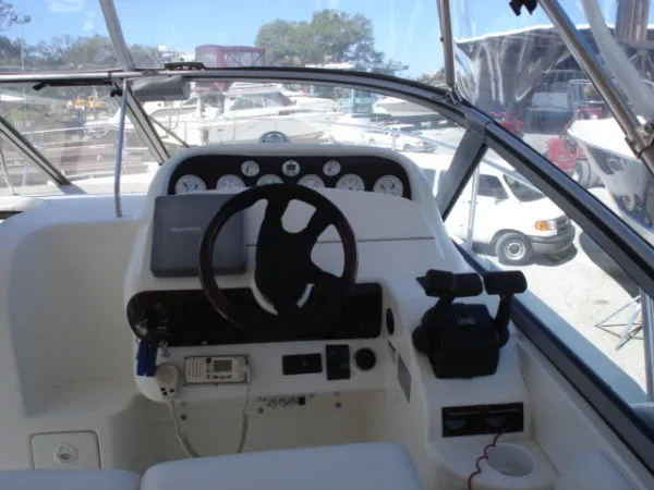 Slide: The Image of Larson 330 CABRIO 2002 - 6
