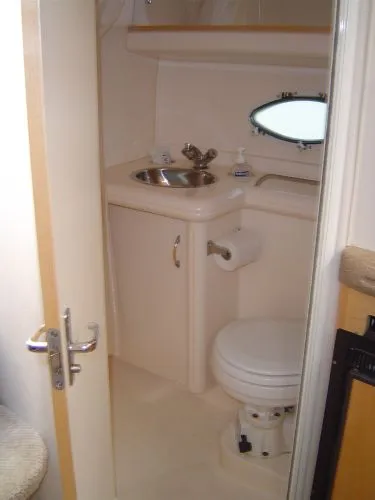 Slide: The Image of Larson 330 CABRIO 2002 - 8