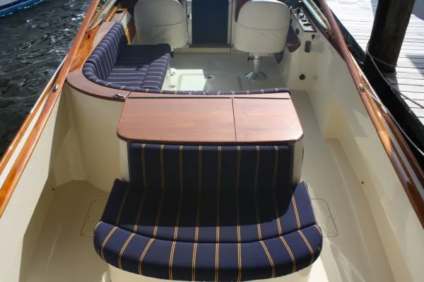 Slide: The Image of Hinckley Yachts Talaria R 2003 - 5